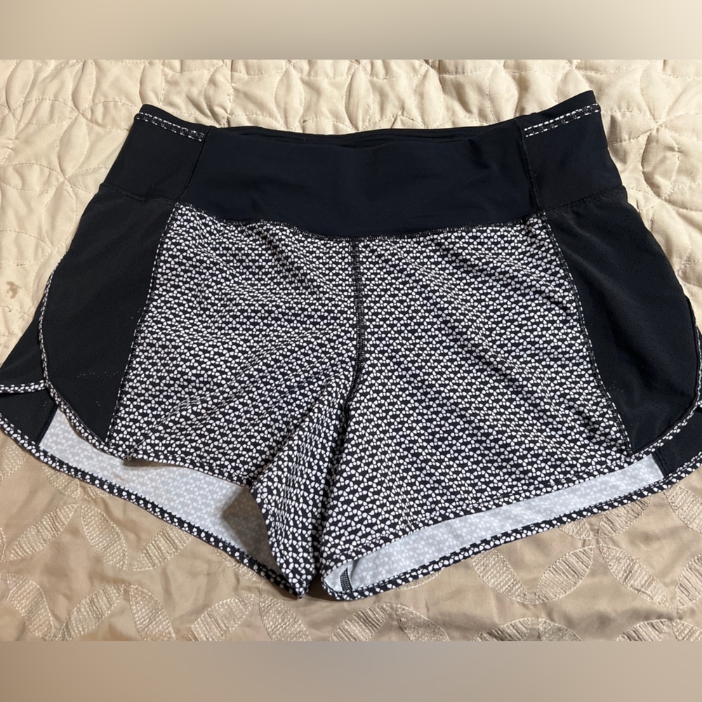 lululemon athletica Black and White Athletic Shorts size 10 excellent condition